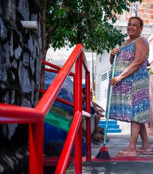 Equipes do programa Saúde Até Você levam ações de assistência para a Grota do Cigano