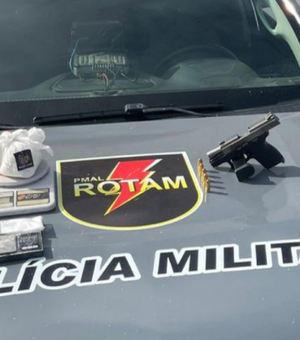 Traficante é preso com cocaína e pistola em residência no Salvador Lyra, em Maceió