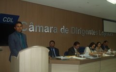Vereadores de Arapiraca em assembleia na CDL
