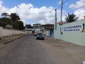 Trio é preso por tráfico de drogas nas proximidades de uma escola, em Arapiraca