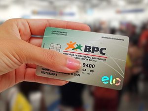 Beneficiários do BPC têm pagamentos suspensos sem aviso claro e enfrentam risco de perder única fonte de renda