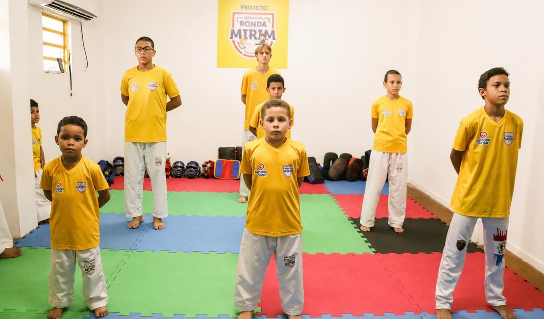 Projeto Ronda Mirim Corações da Paz leva sete atletas ao Campeonato Alagoano de Taekwondo