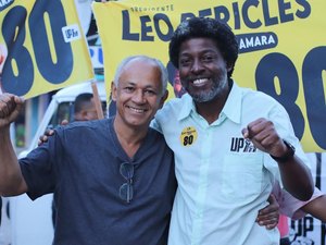 Ao lado de presidenciável, Cícero Albuquerque participa de comício e lembra caso Produban