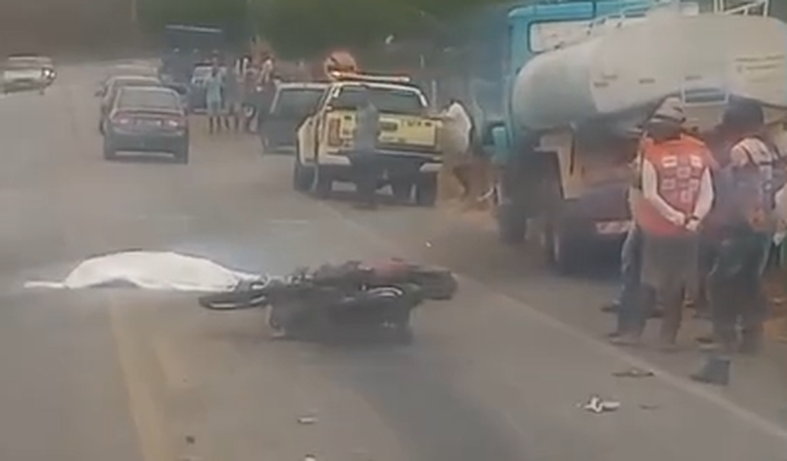 Motociclista morre em colisão com caminhão-pipa na BR-316 em Santana do Ipanema