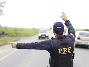 Doze acidentes foram registrados em rodovias federais durante réveillon em AL