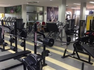 Vigilância Sanitária faz alerta sobre golpe contra academias de musculação em Maceió