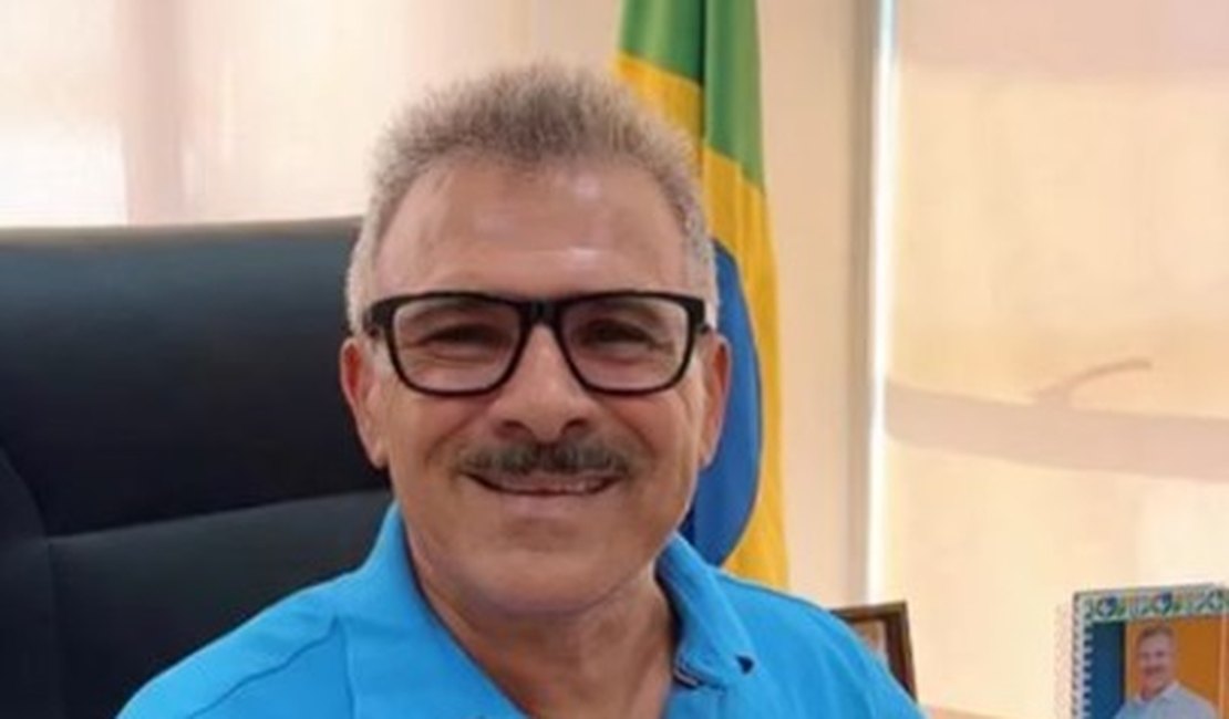 Médico denuncia que prefeito contrata “voluntários” para a limpeza, com salário de até R$ 800