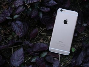 Criminoso abandona celular por medo de rastreamento