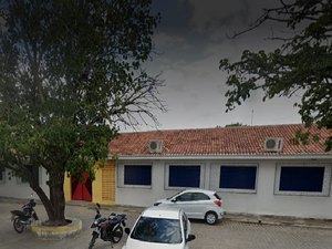 Discussão e ameaças entre alunas, dentro de escola, gera tensão e mobiliza polícia em Santana do Ipanema