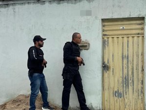 Polícia Civil cumpre mandado por tentativa de feminicídio em Pão de Açúcar