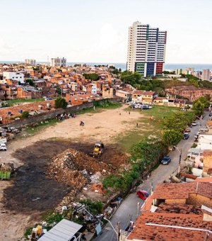 JHC assina ordem de serviço para construção do Gigantinhos Jacintinho