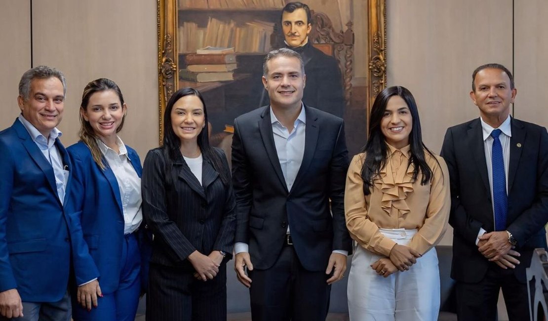 Aliados de Cícero Cavalcante podem respirar aliviados com apoio garantido dos Calheiros em Brasília