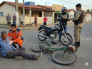 Colisão entre moto e bicicleta deixa idoso ferido no bairro São Luiz II, em Arapiraca