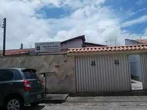 Delegacia vai investigar caso de idoso de 81 anos espancado pelo neto