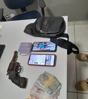 PM prende homem suspeito de assalto a van na Durval de Góes Monteiro