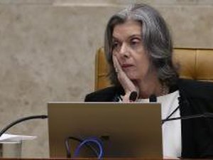 Cármen Lúcia diz que todos os julgamentos do STF são feitos nos termos da lei