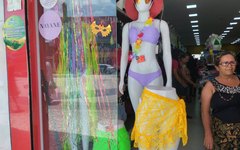 Decoração de Carnaval aquece as vendas no comércio de Arapiraca