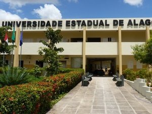 Professores da Uneal iniciam greve por tempo indeterminado na próxima segunda
