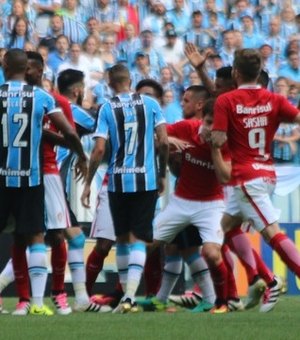 Vice do Internacional sugere ao árbitro Chicão: 'Tinha que se aposentar'