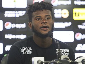CRB fecha contratação do lateral-esquerdo Rafael Carioca, ex-Ceará