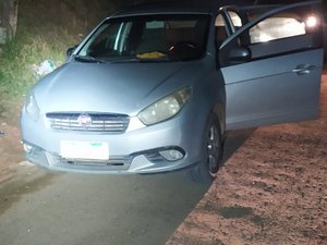Polícia recupera veículo em Arapiraca, minutos após ter sido roubado