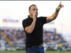 Comandado por Paulo Foiani, Fluminense de Feira vence Atlético-PE por 3 a 1