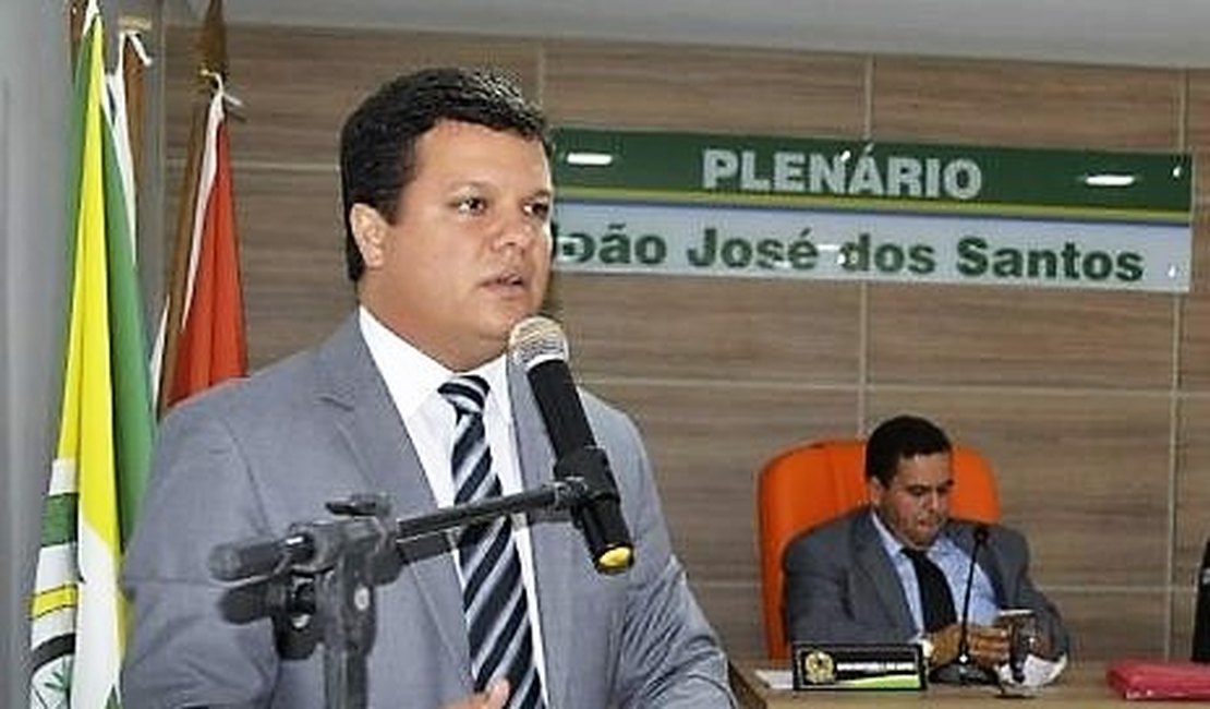 Bancada governista veta requerimento de vereador em Piaçabuçu