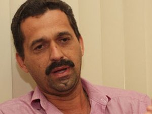 Prefeito: só consórcio pode resolver problema do lixão