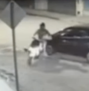 Empresário sofre escoriações ao ter motocicleta atingida por motorista imprudente em Palmeira dos Índios