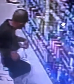[Vídeo] Morador de rua é preso após furtar produtos de higiene em farmácia