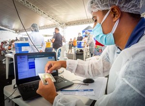 Maceió envia 98% de dados da vacinação em tempo real