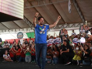 Rodrigo Cunha anuncia ampliação de programas sociais de Maceió para todos os municípios de Alagoas