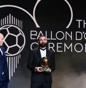 'Quero ganhar a Copa do Mundo', avisa Benzema após receber Bola de Ouro