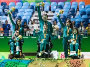 Atletismo brasileiro bate recorde de medalhas com 22 pódios nas paralimpíadas
