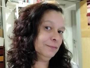 'Que Deus perdoe ele de todas as maldades', diz filha de Olavo após morte