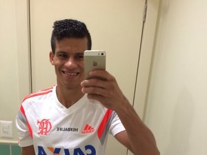 Thallysson faz exames e deve ser anunciado no Flamengo após o brasileiro