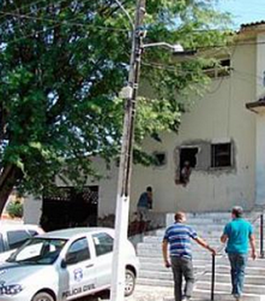 Vítima de roubo faz armadilha e suspeito é pego pela Polícia, em Delmiro Gouveia