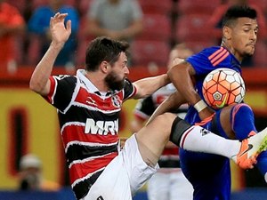Flamengo dá vexame, Cerro goleia e clássico pernambucano termina zerado