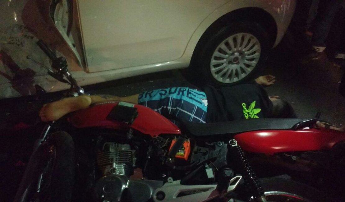 Colisão entre carro e moto deixa feridos e uma vítima fatal em Arapiraca
