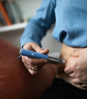 Anvisa manda apreender tirzepatida manipulada feita sem autorização