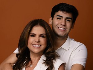 Filho de Silvania Barbosa assume cadeira da mãe na Câmara de Maceió