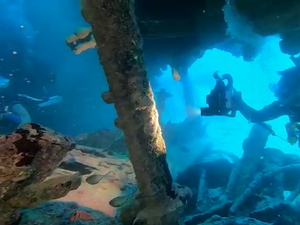 [Vídeo] Mergulhadores procuram vestígio de óleo na costa maceioense