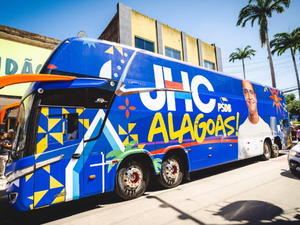 Justiça suspende circulação de ônibus de JHC em Alagoas