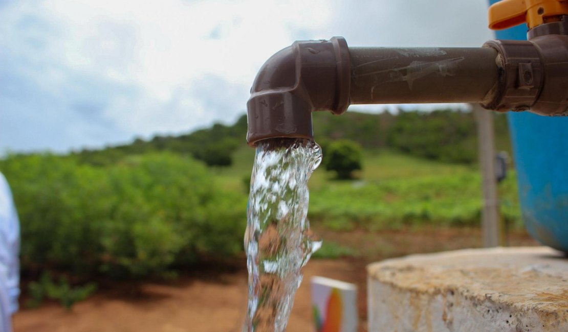 Governo de Alagoas entrega três poços e amplia segurança hídrica em Santana do Ipanema