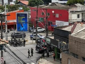 Torcidas organizadas do clássico entre Santa Cruz e Sport espalham medo no Recife