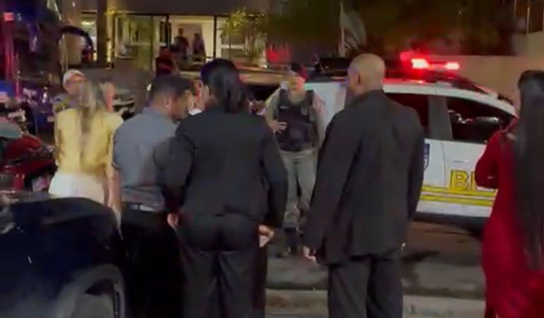 Confusão em bar da Jatiúca termina com agressões, copo arremessado e prisão