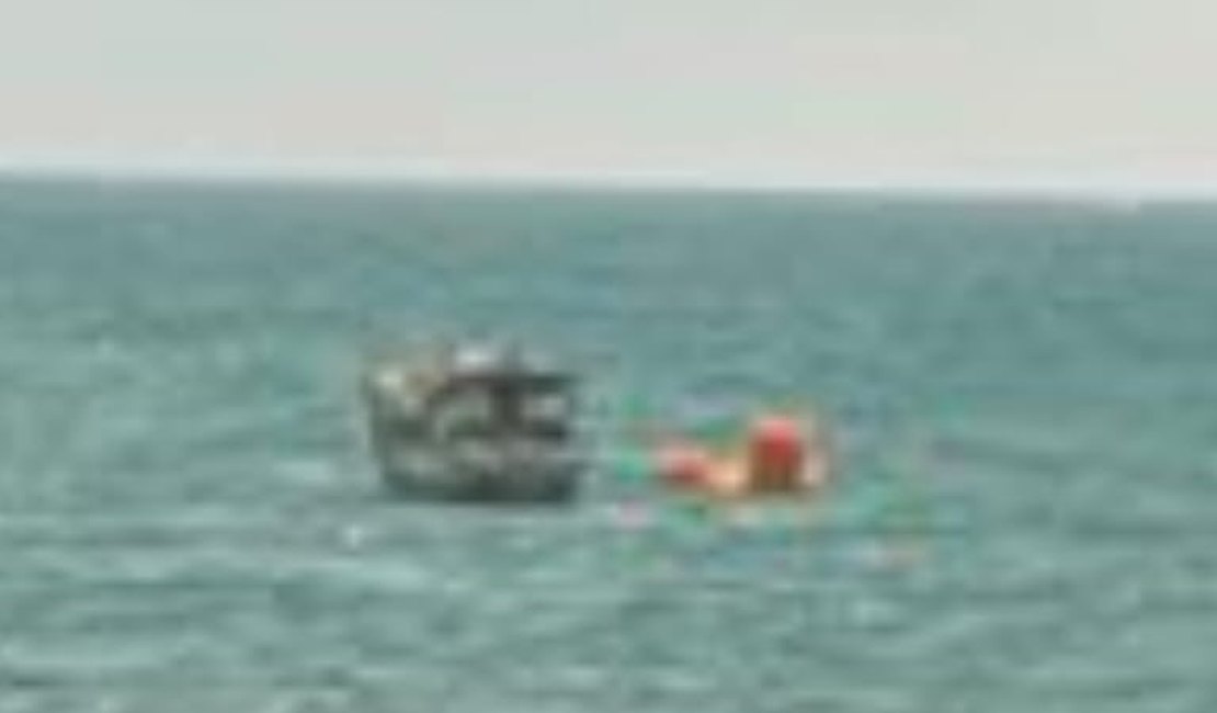 Mergulhadores do RN encontram hélice de navio de 18 toneladas no mar de Maragogi