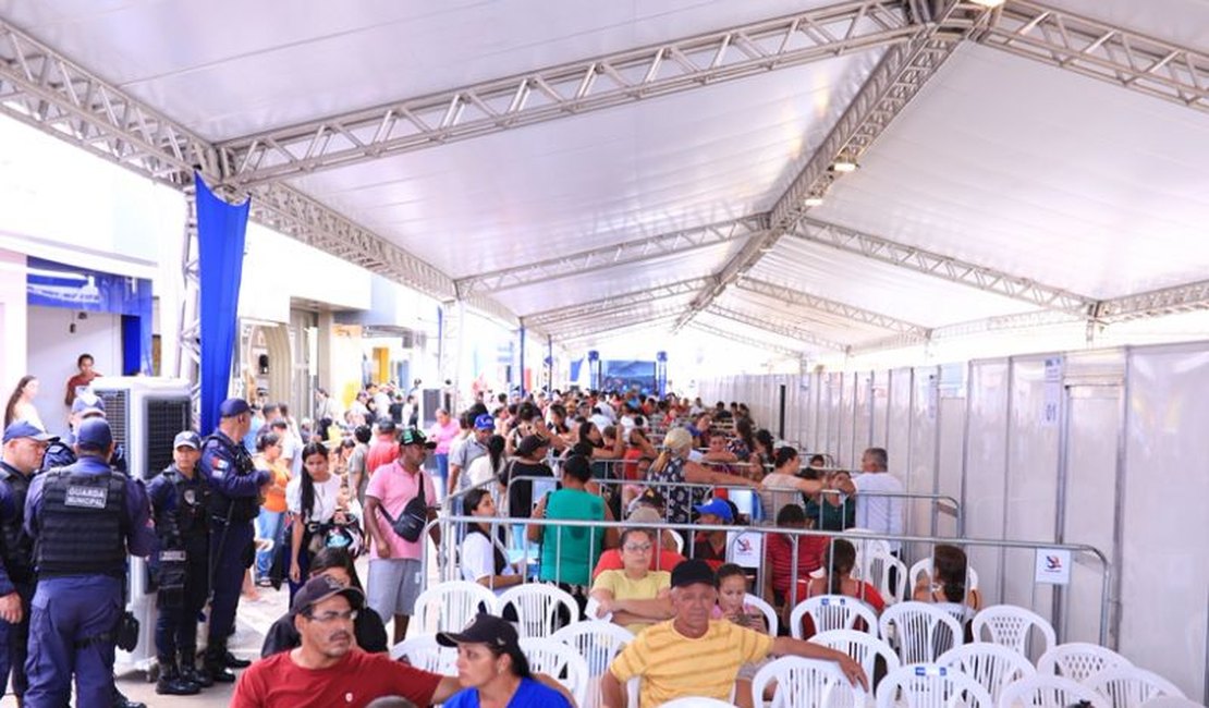 [Vídeo] Saúde em Movimento oferece consultas e exames gratuitos em São Sebastião
