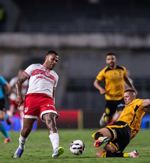 CRB vence Amazonas por 2 a 0 no Estádio Rei Pelé