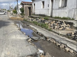 Sem resolver problemas da água, Águas do Sertão recorre à Justiça para iniciar obras de esgoto em Penedo